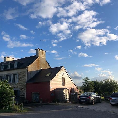Gite La Maison La Saint-Aubin-d'Aubigne Buitenkant foto