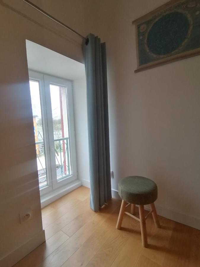 Gite La Maison La Saint-Aubin-d'Aubigne Buitenkant foto